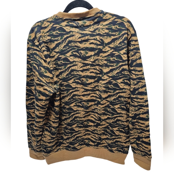 True Religion Men's Sweater - Picture 3 of 3